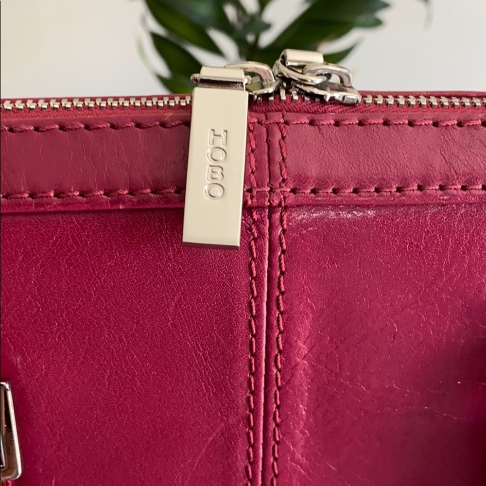 Hobo Raspberry leather briefcase- NWOT - Picture 3 of 9